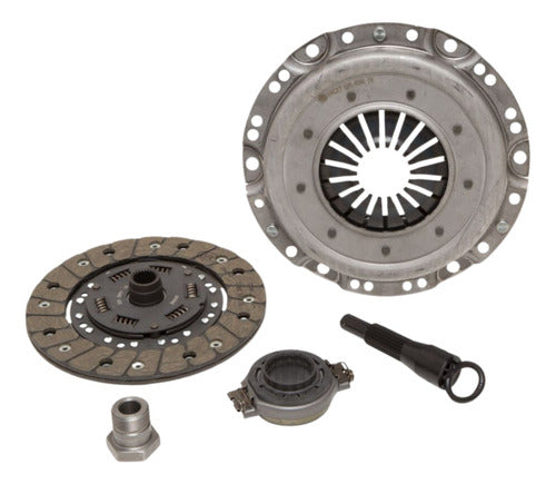 LK-620321200 - KIT DE CLUTCH - KIT CON COLLARIN MECANICO - DIAMETRO DISCO 7 7/8 IN 200 MM ESTRIADO 24 - VOLKSWAGEN COMBI 1975-1987 (H4 1.6L) - VOLKSWAGEN SAFARI 1975-1980 (H4 1.6L) - VOLKSWAGEN SEDAN 1975-2004 (H4 1.6L)
