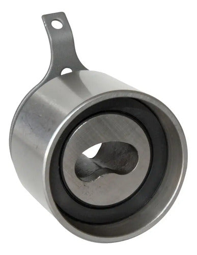 4KAR-1058 - POLEA TENSORA DISTRIBUCIÓN PARA CHEVROLET SPARK L4 1.0L 2010-2011