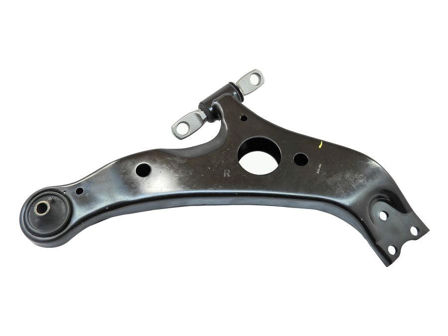 BAW-CM798 HORQUILLA DELANTERA INFERIOR DERECHA PARA TOYOTA SIENNA CE 3.3 6 2004-2006