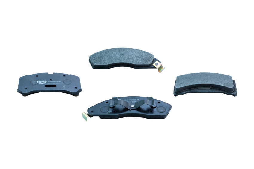 M-7072-AZ1 PADS (7072A-D152) RD COUGAR 1981-1983 FORD GRANADA 1981-1982 FORD MUSTANG 1982-1983 FORD THUNDERBIRD 19 FORD