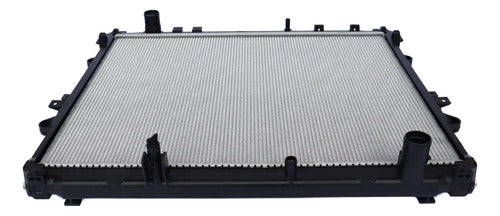 KGR-13297 - RADIADOR PARA TOYOTA HILUX L4 2.8L 2018-2023