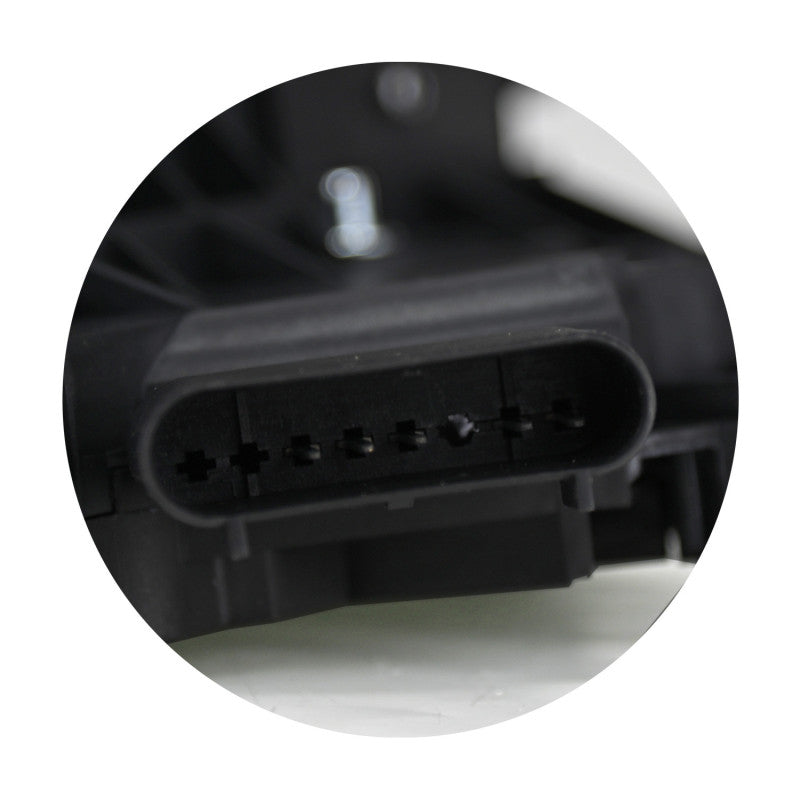 MANJ-107414 - CHAPA DE PUERTA PARA FORD ESCAPE 2013-2019 DERECHA DELANTERA