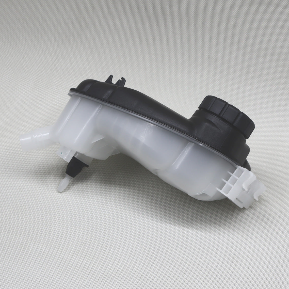 DAKG-50002 - DEPÓSITO DE ANTICONGELANTE PARA MERCEDES BENZ CLA250 L4 2.0L 2013-2020