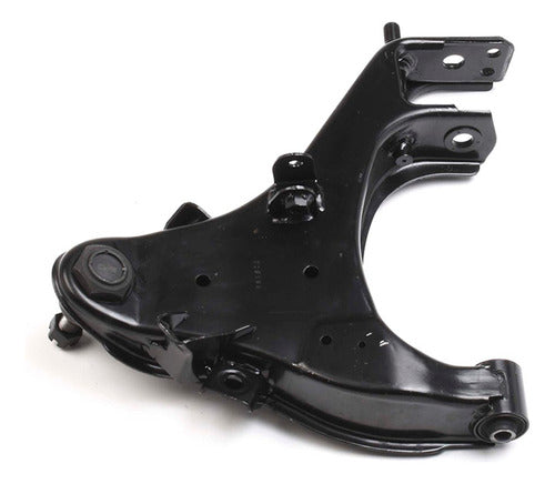 SD-1516036 - HORQUILLA DE SUSPENSION - HORQUILLA INFERIOR DERECHA - NISSAN FRONTIER 4X4 Y FRONTIER V6 1998-2004 [PERNO 16 MM] - NISSAN NP300 PICKUP 4X4 2009-2014 [PERNO DE 16 MM] - NISSAN XTERRA 1998-2004 [PERNO 16 MM]