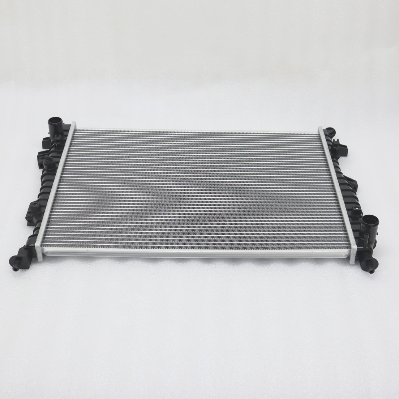 KGR-13011 - RADIADOR PARA JAC J7 L4 1.5L 2024