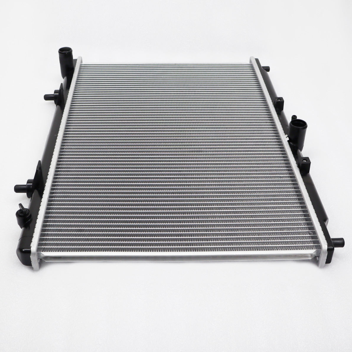 KGR-15203 - RADIADOR PARA CHEVROLET TORNADO VAN L4 1.5L 2022-2023